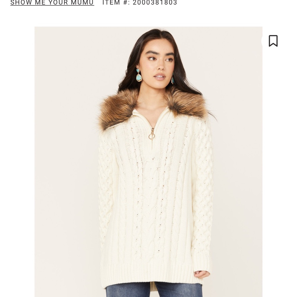 Show Me Your MuMu Women's Ivory Sweater with Faux Fur Collar